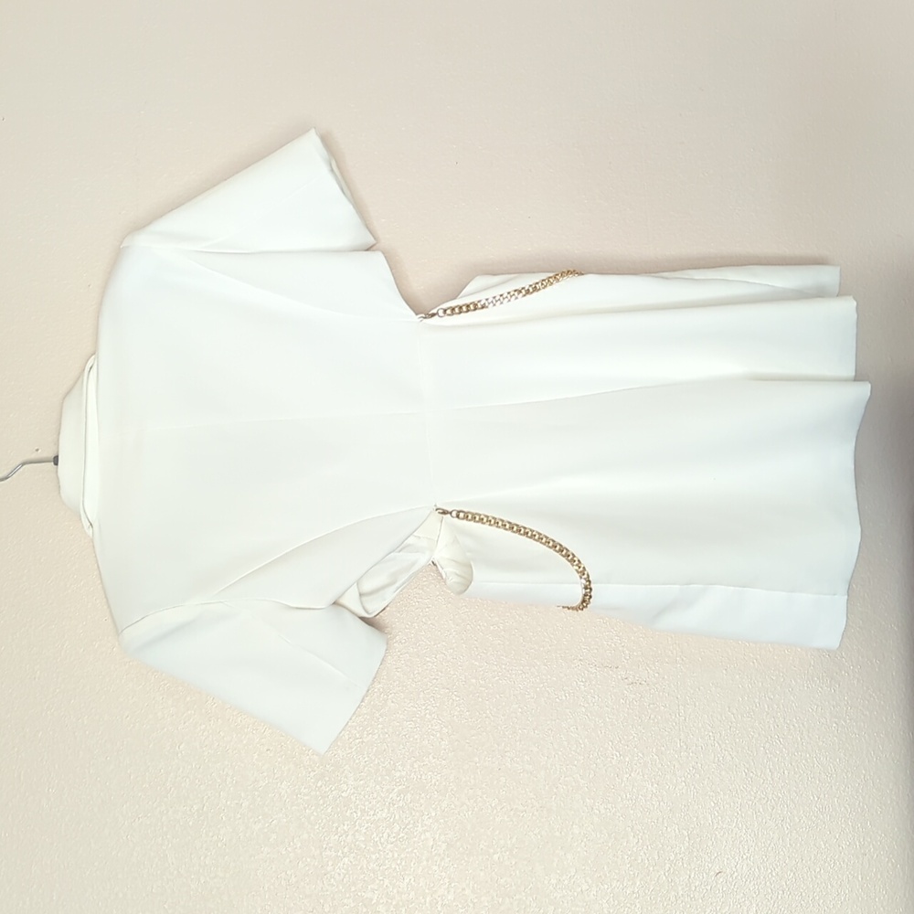 Chic Off-white Blazer Romper with Gold Chain Accents - Picture 4 of 10